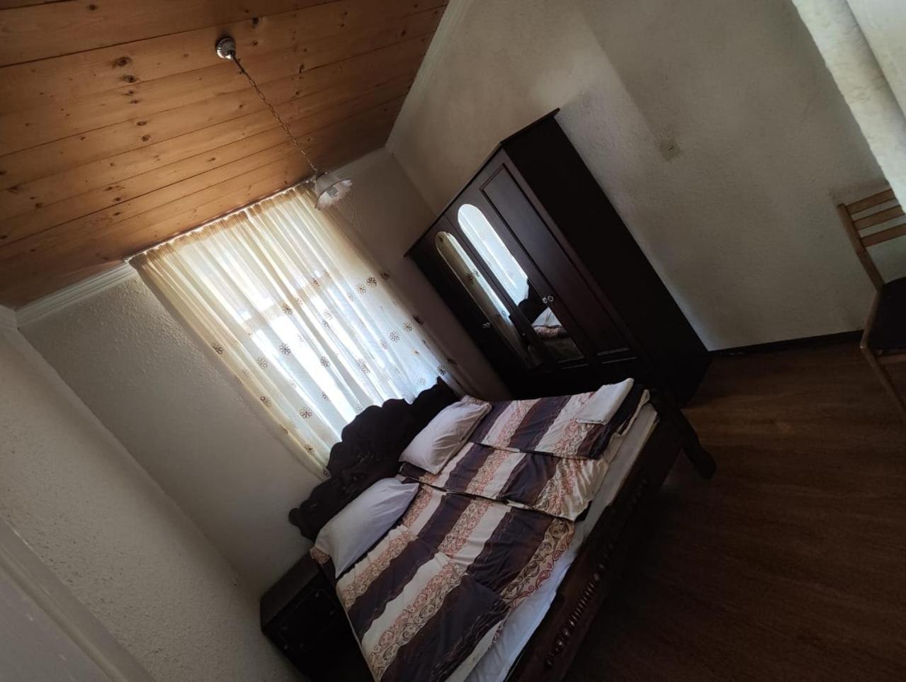 Chveni Ezo Hotel Ambrolauri Bagian luar foto