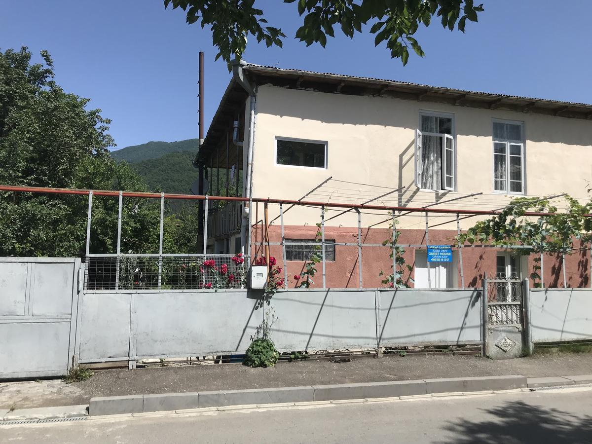 Chveni Ezo Hotel Ambrolauri Bagian luar foto