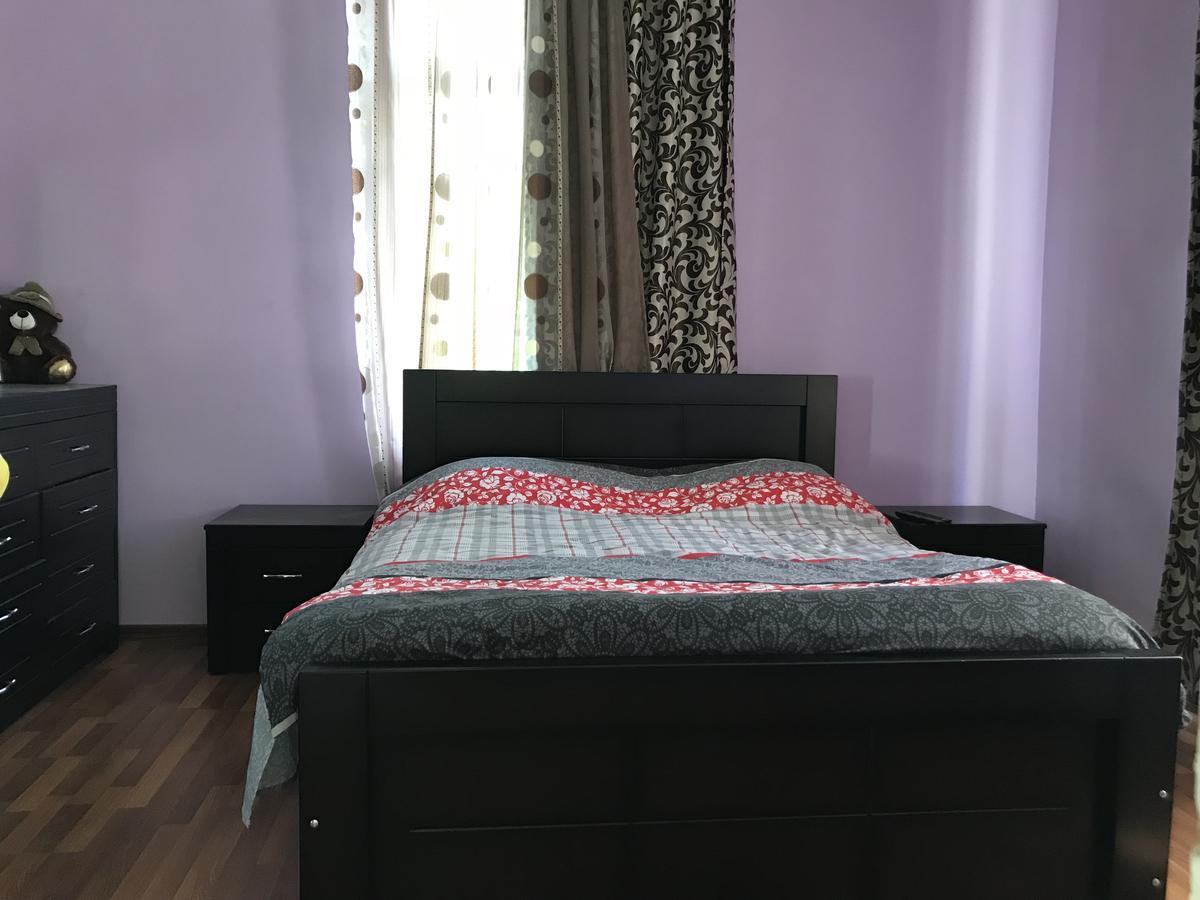 Chveni Ezo Hotel Ambrolauri Bagian luar foto